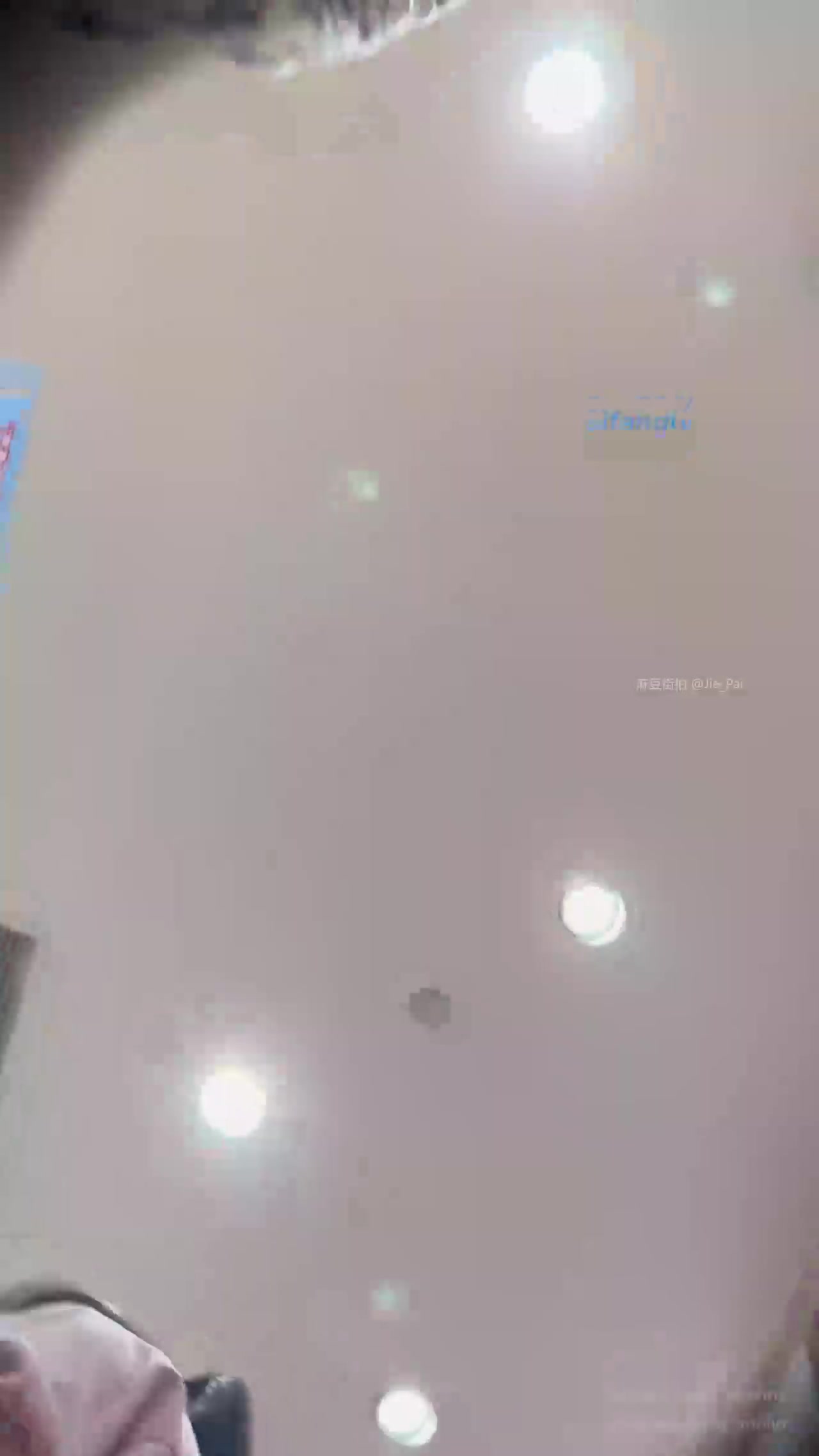 10bb13e8-3494-11f0-85ba-060db0d232c4.jpg