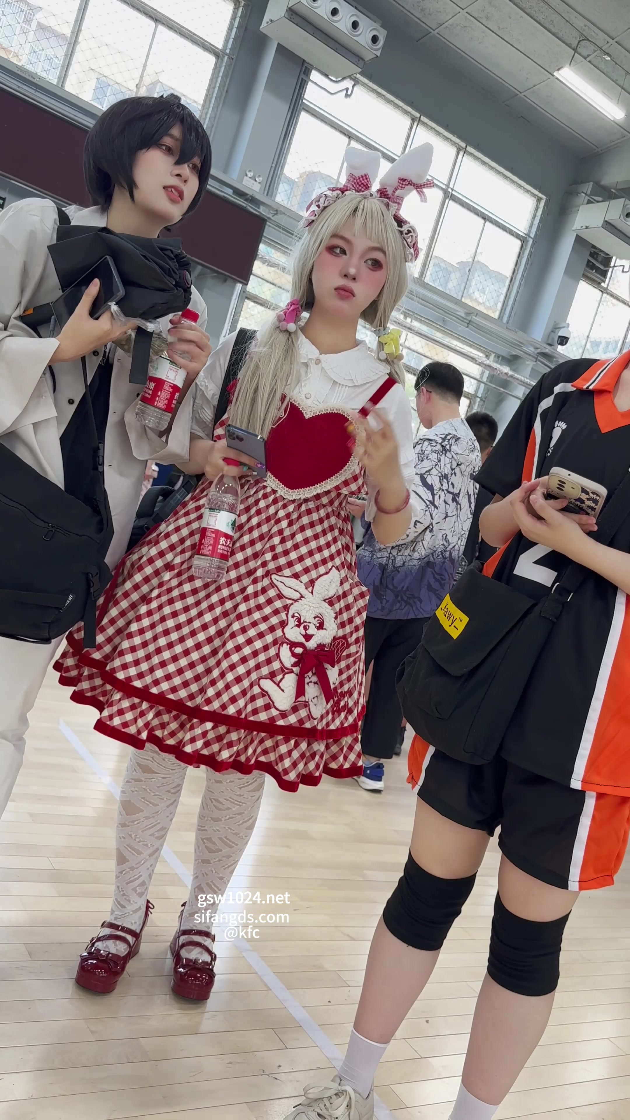 64bbfdfe-5bb8-11f0-8e88-fe129a44ac20.jpg