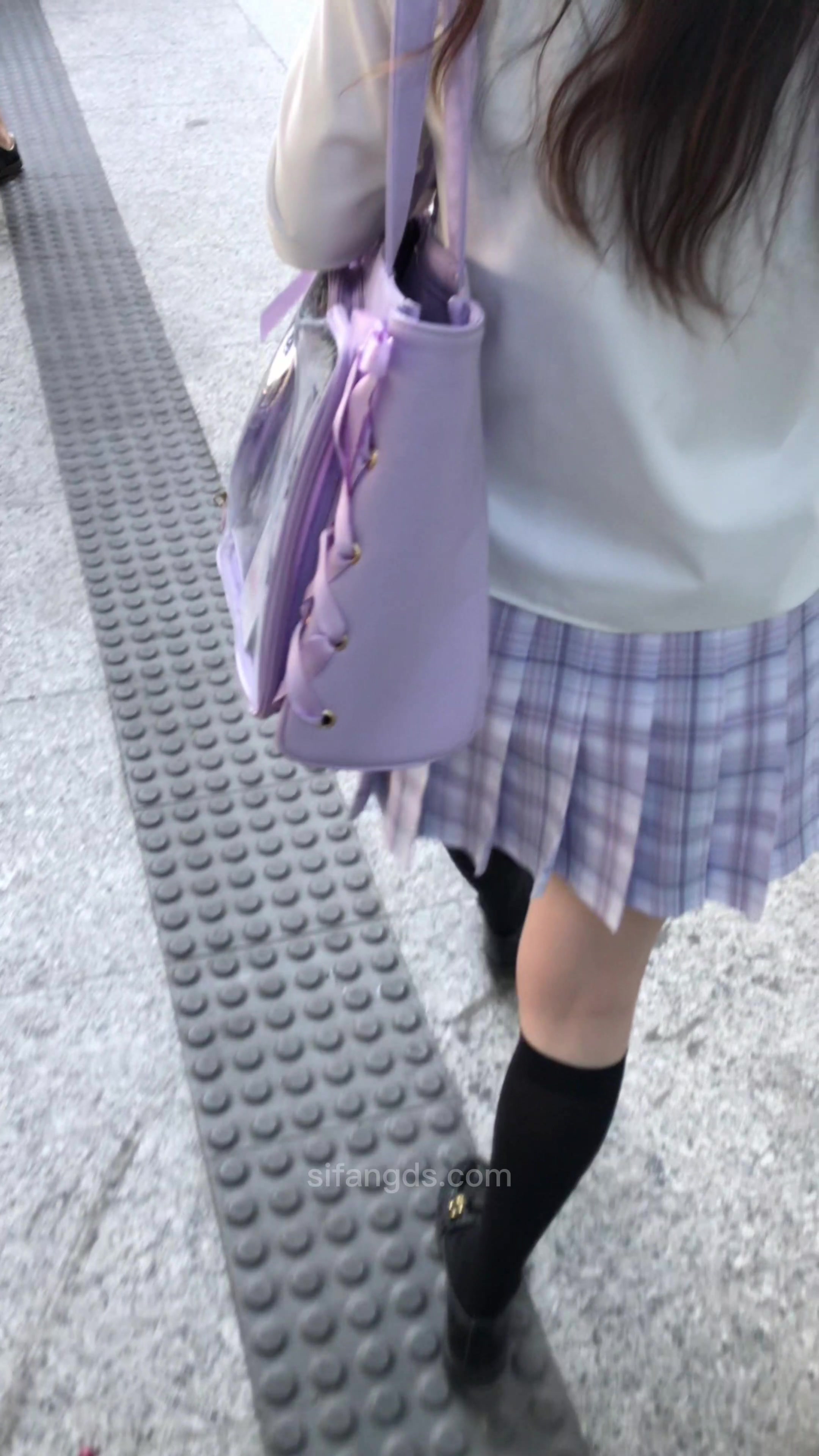 a6dc4dc8-598e-11f0-8e88-fe129a44ac20.jpg