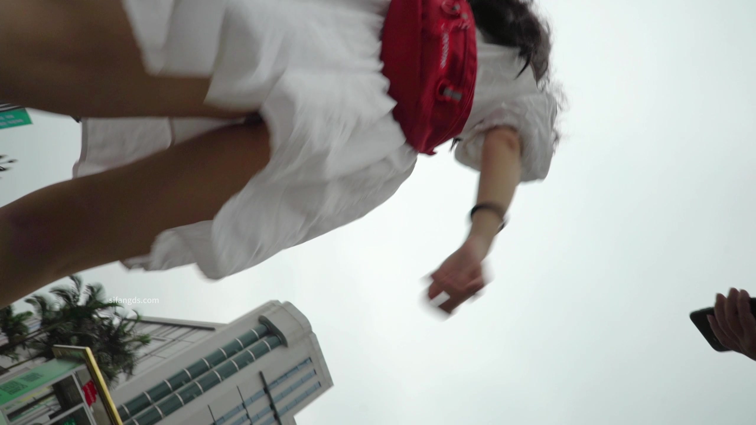 d04f61cc-5989-11f0-8e88-fe129a44ac20.jpg