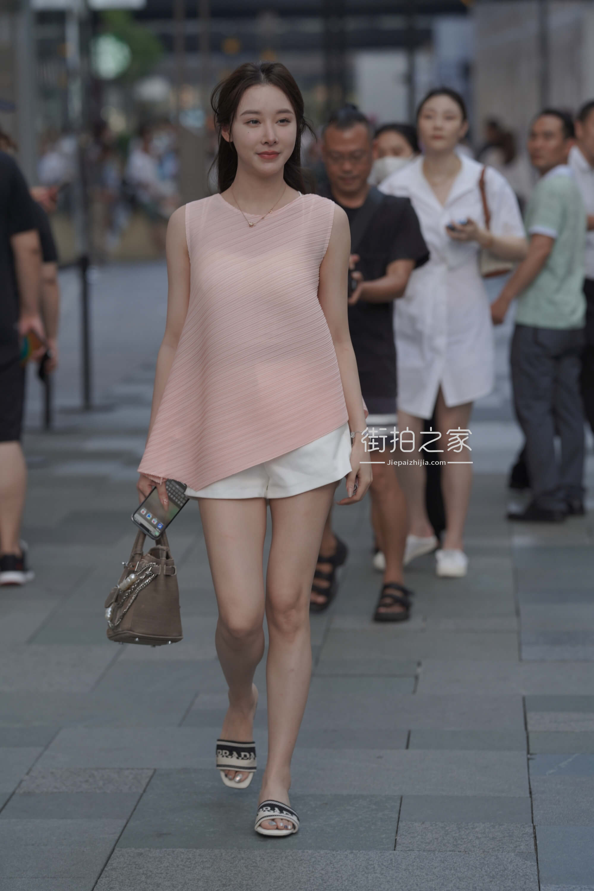 816afa16-9350-45f4-a9cc-cbcea4ea257a.jpeg