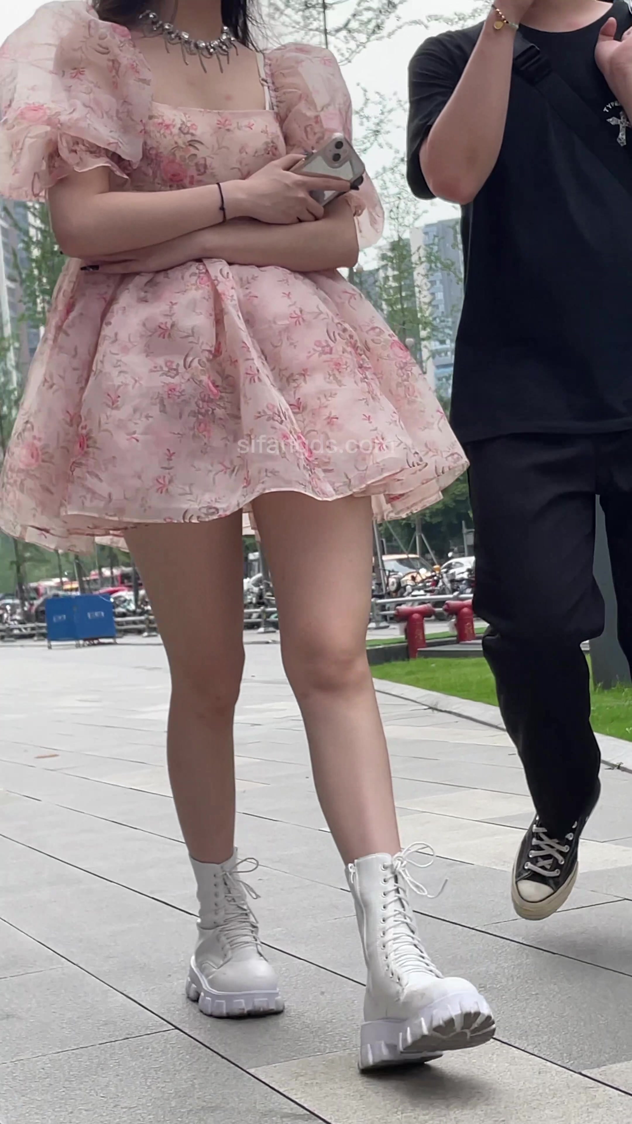 9bc2ee68-5931-11f0-8e88-fe129a44ac20.jpg