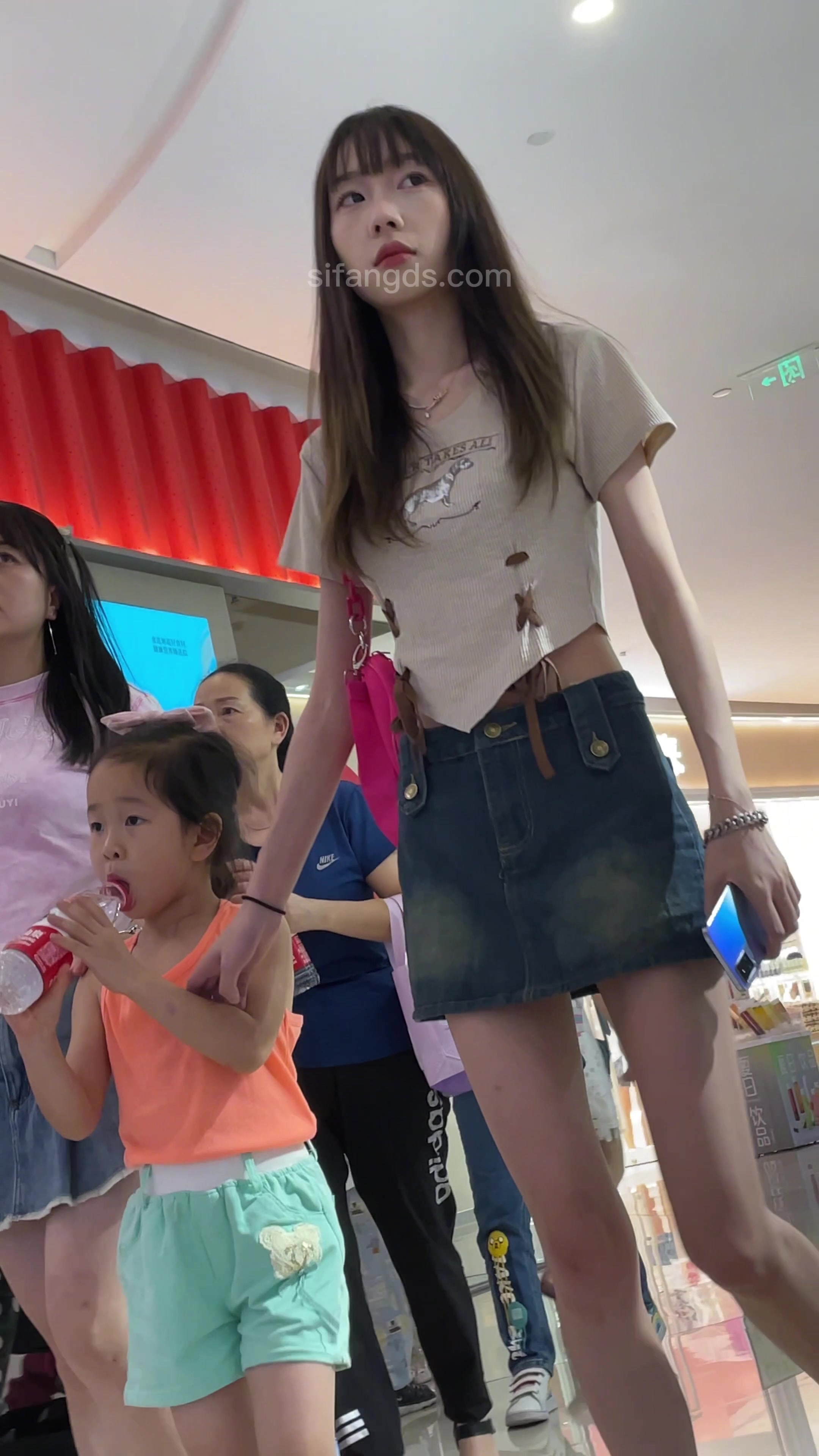 ce200eae-5a6c-11f0-8e88-fe129a44ac20.jpg